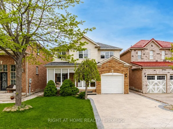 10 Charleswood Cir, Brampton, ON L7A 1Z1