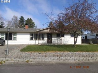 1962 NW Oerding Ave, Roseburg, OR 97471