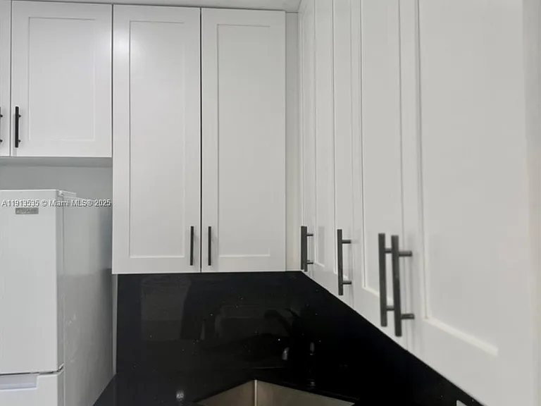 7535 NE 2nd Ct #1 — Photo 3