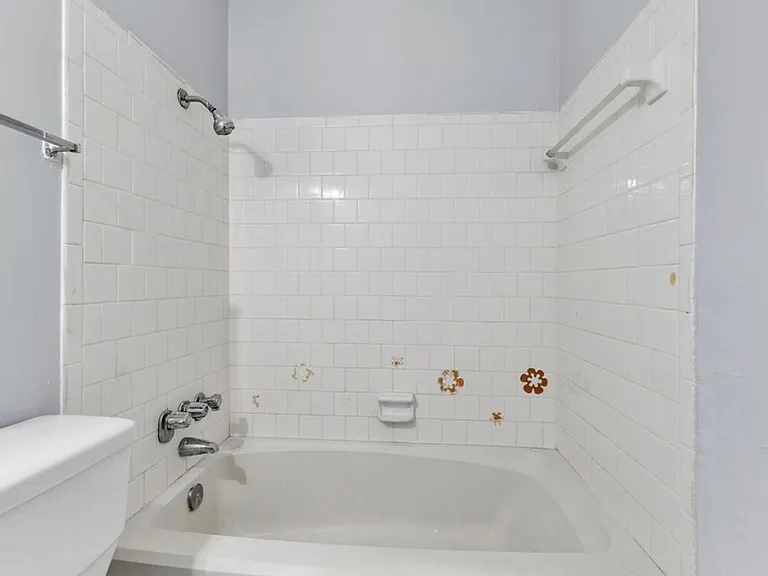 701 Southlawn Dr — Photo 13