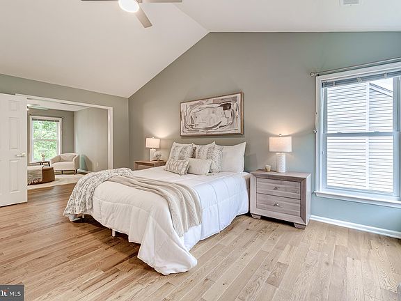 5th image of 5107 Doyle Ln