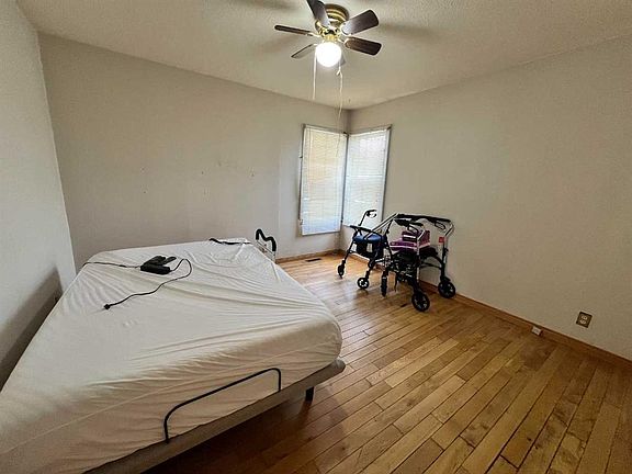 5th image of 5215 W 54th St