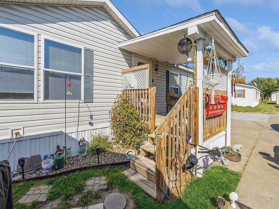 1st image of 2060 SE Winter Park Dr