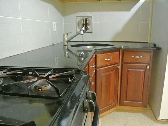 2nd image of 9109 Seaview Ave #2