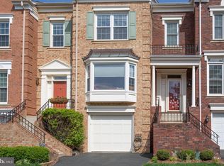 8006 Tanworth Ct, Springfield, VA 22152