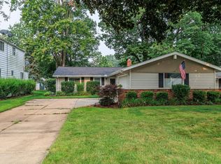 5310 W 229th St, Fairview Park, OH