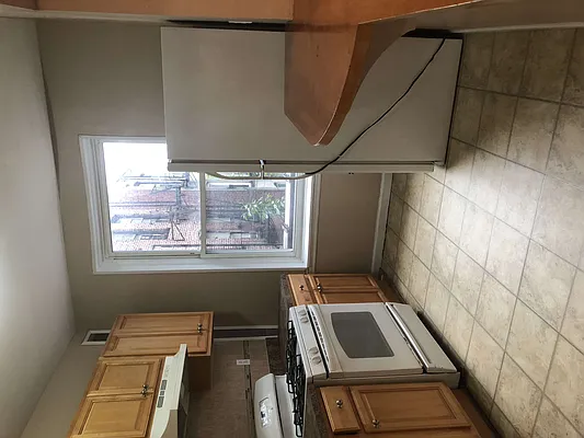 Rented by Access Unlimited Real Estate Inc | media 7