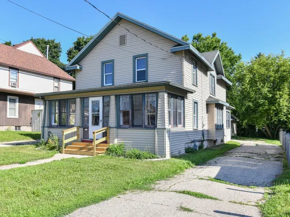 218 West North STREET, Whitewater, WI 53190