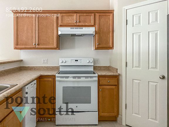 5th image of 2425 E Johnson Ave E #E