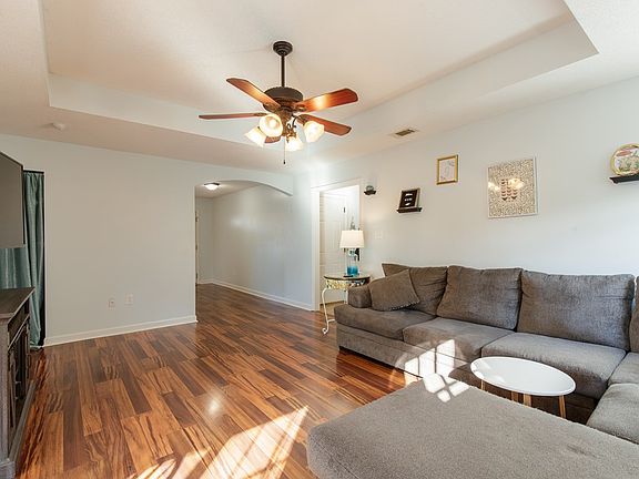 4th image of 5293 Branch Point Dr
