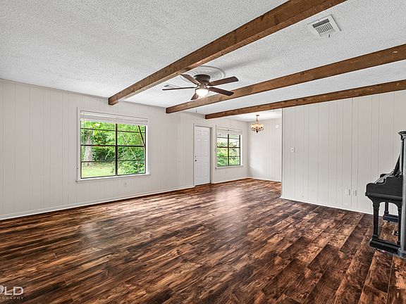 4th image of 131 Tooke Dr