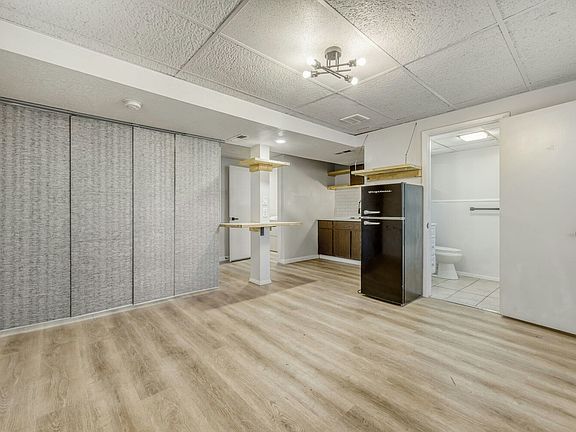 3rd image of 5441 S Cedar St #B