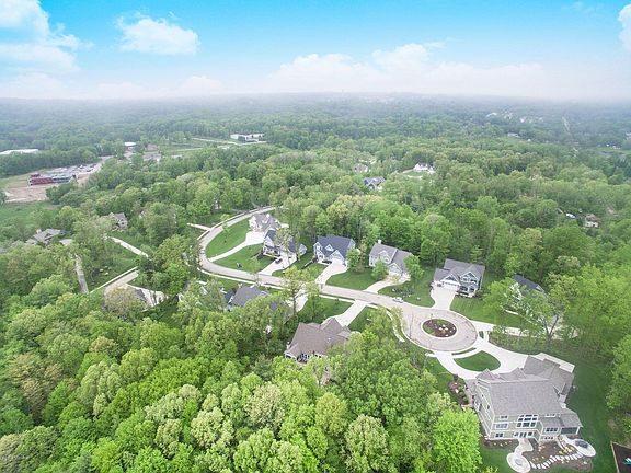 5th image of 7815 Ella Terrace Dr NE