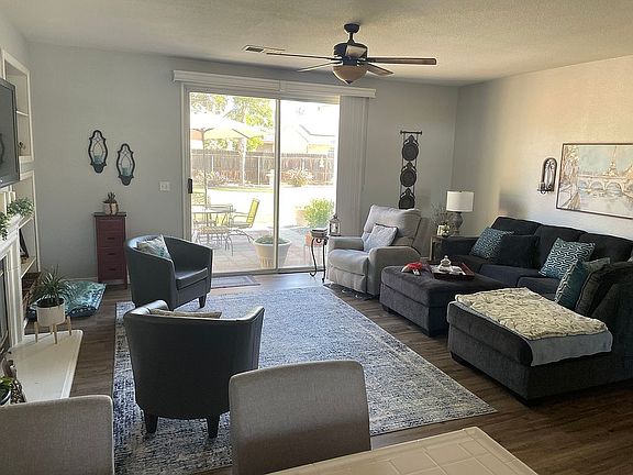 2nd image of 1082 W Pebble Dr