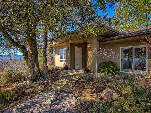 5th image of 19291 Singing Pine Ln