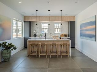 12 Depot Rd #1401, Westhampton Beach, NY 11978