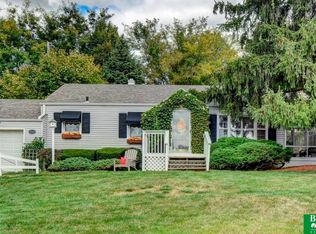 1713 N 55th St, Omaha, NE 68104