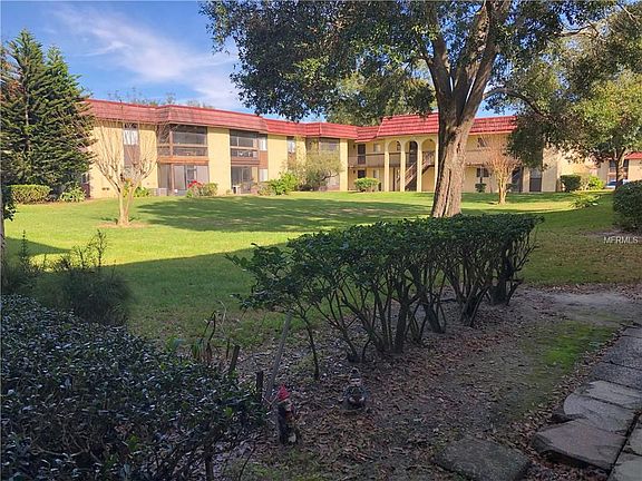 3rd image of 2808 N Powers Dr APT 051