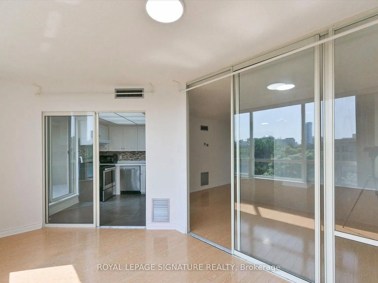 2 bed, $2,550 — Photo 4