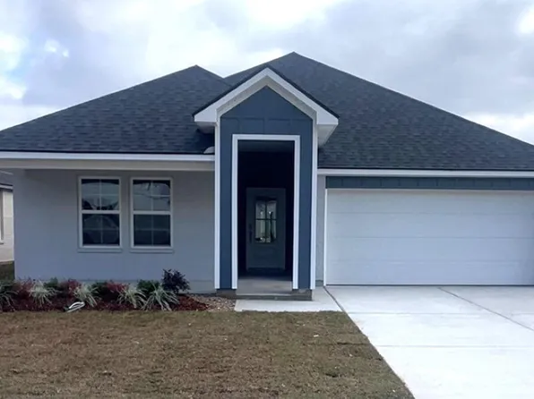 112 Harvest Falls Dr, Broussard, LA 70518