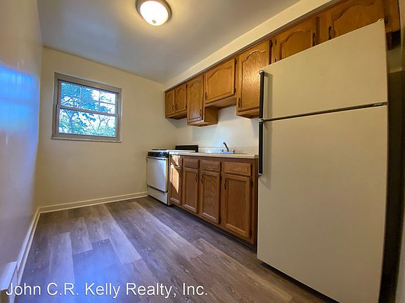 5th image of 183 Pennwood Ave APT C