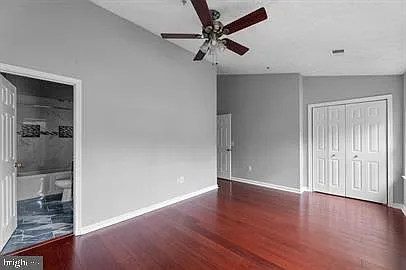 10907 Daniel Sim Ct — Photo 18