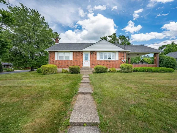 4352 Ruth Rd, Emmaus, PA 18049
