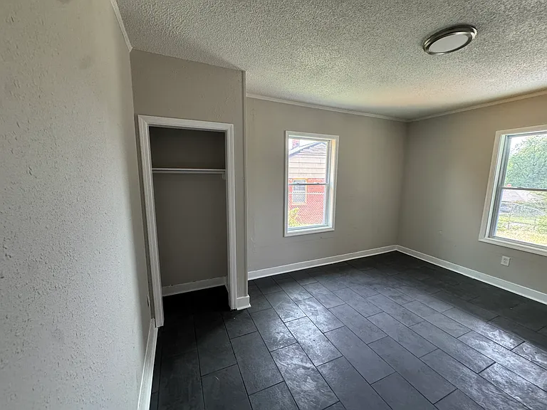 2760 Lola Ave — Photo 14