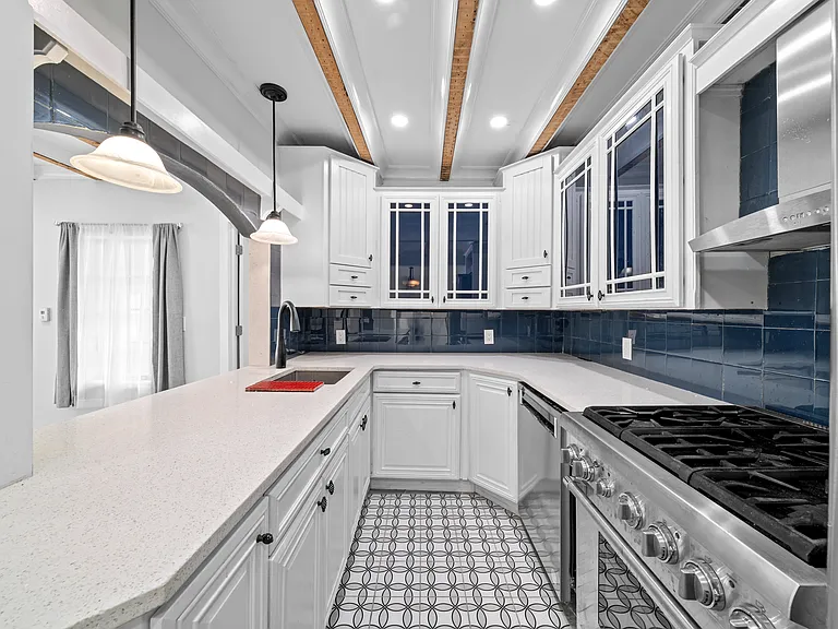 143 Rocky Point Landing Rd — Photo 10