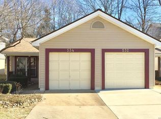 534 Spring Glen Dr, Ballwin, MO 63021