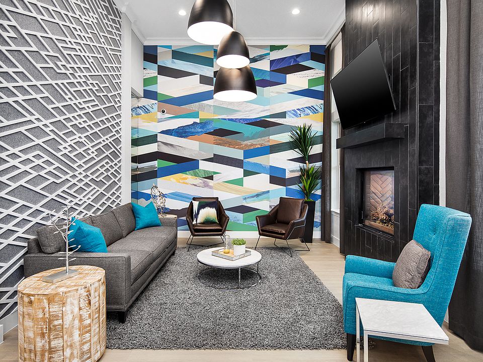 Media and Wi-Fi Lounge