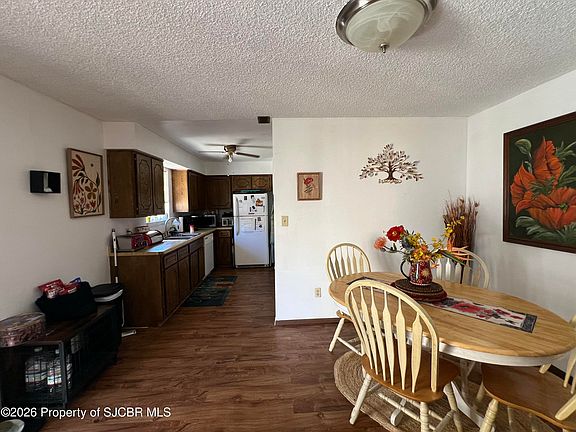 3rd image of 5548 E Beech St