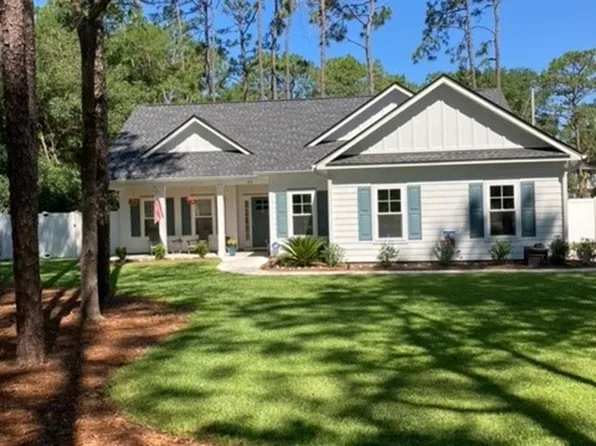 35 Georgeanna Ct., Pawleys Island, SC 29585