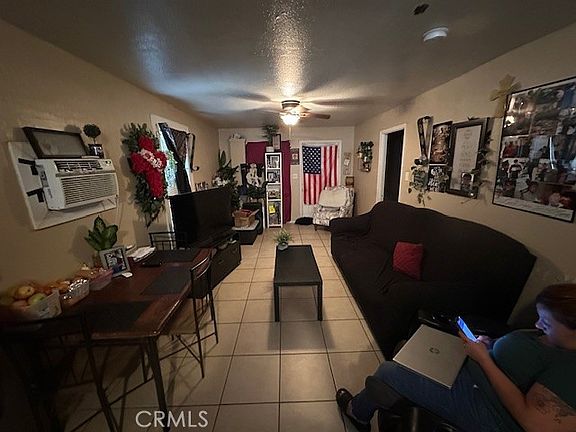 4th image of 7685 Elm Ave