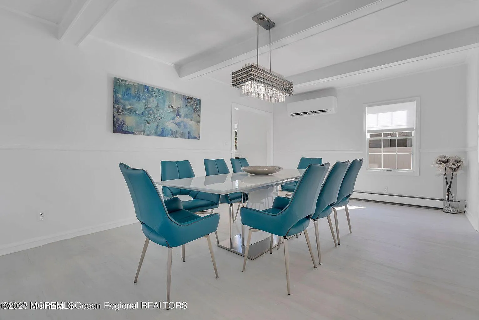 4 bed, 1953 sqft, $2,800 — Photo 4