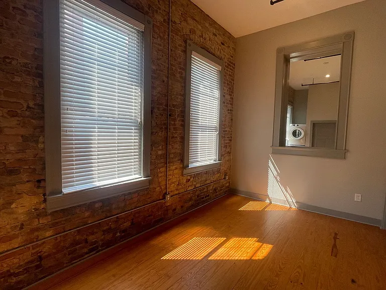 614 Poplar St — Photo 16