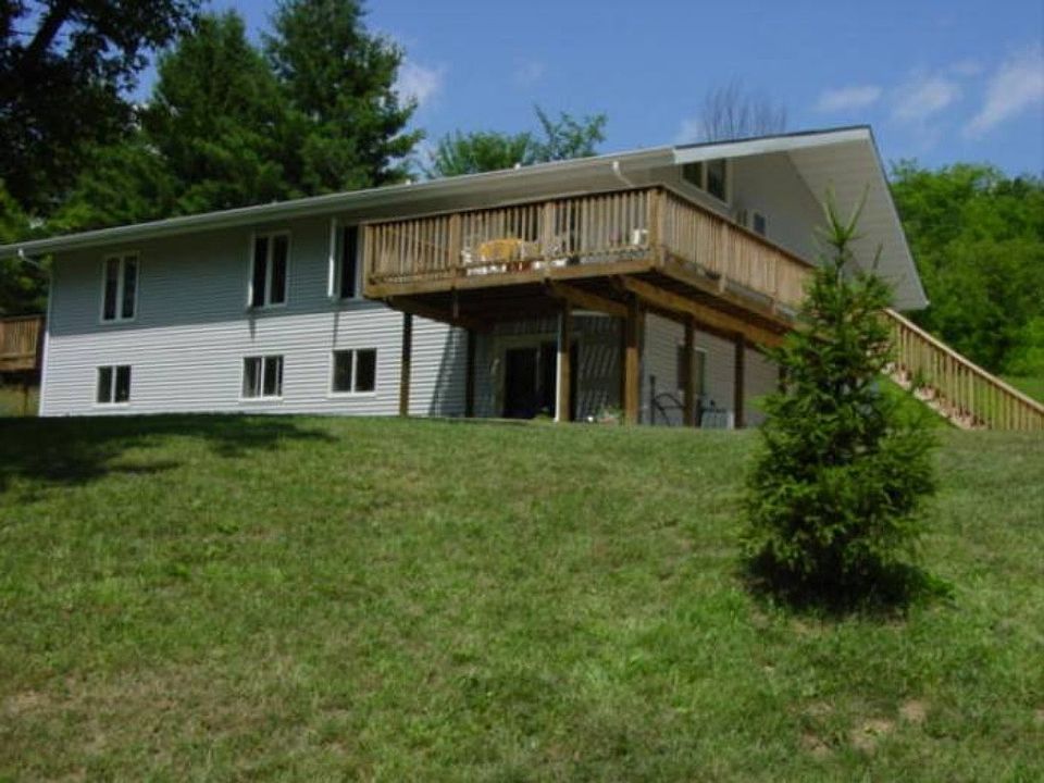 1st image of N2784 Patrie Dr APT 2