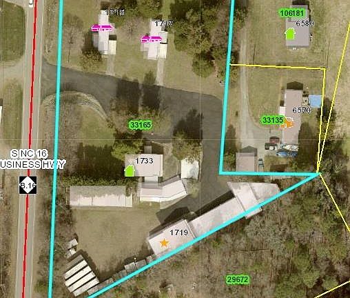 2nd image of 1733 S State Highway 16 Business Hwy