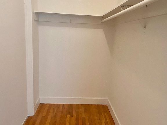 5th image of 3024 Fulton St APT 10