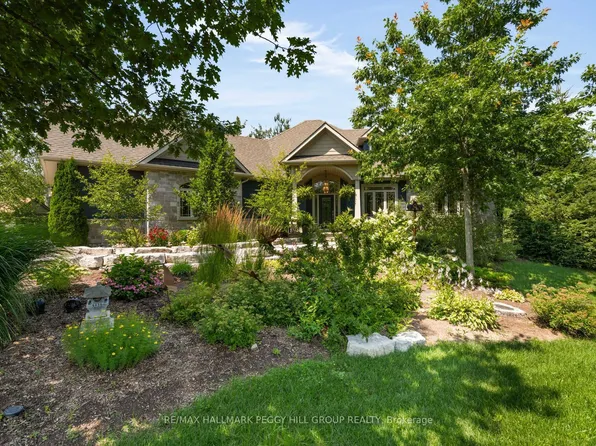 2127 Elana Dr, Severn, ON L3V 0C1