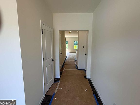 2nd image of 323 Rolling Green Rd #104