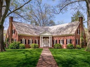 211 Barrow Rd, Lexington, KY 40502