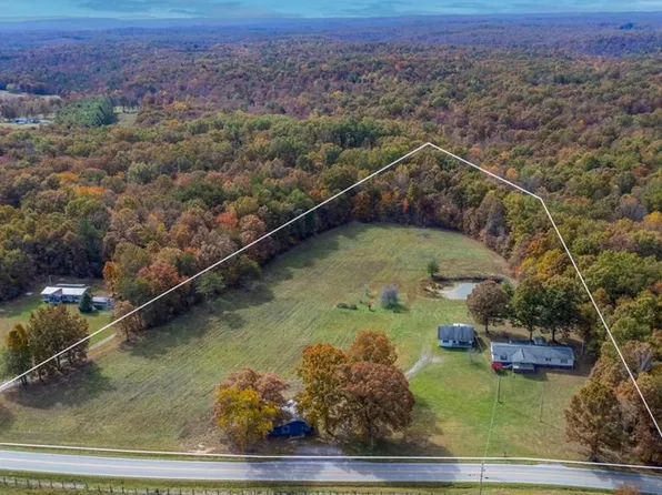 4977 Nashville Hwy, Deer Lodge, TN 37726