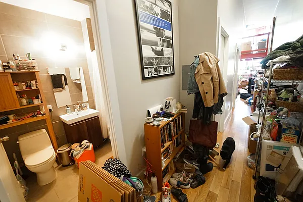 Rented by Manhattan Management LLC | media 2