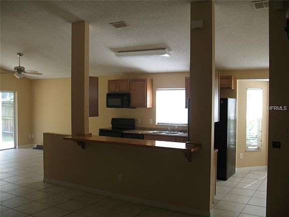 3rd image of 3127 Buck Hill Pl