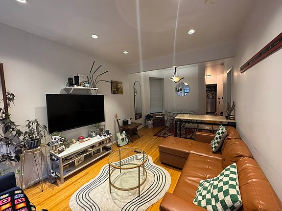 2nd image of 415 W 52nd St APT 3A