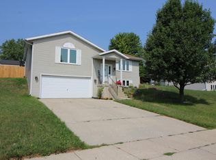 616 Brookstone Way, Watertown, WI 53094