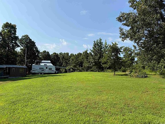 3rd image of 385 Eagle Heights Dr