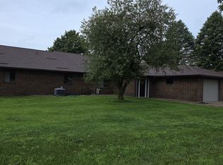 620 E St S, Grinnell, IA 50112