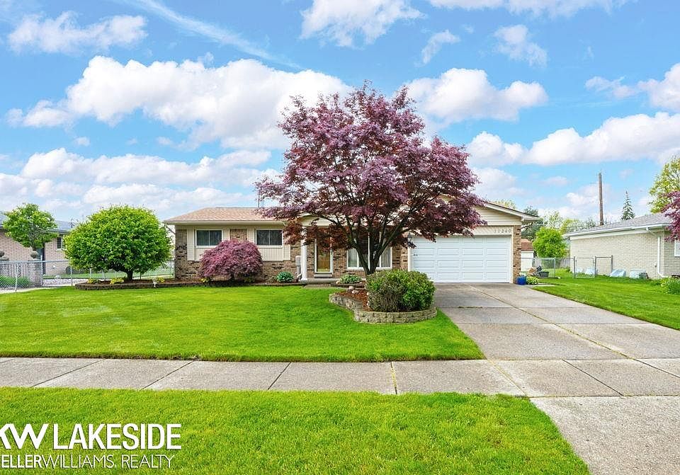 1st image of 11240 Village Dr